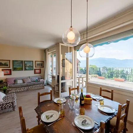 Massima - Happy Apartment Laveno-Mombello